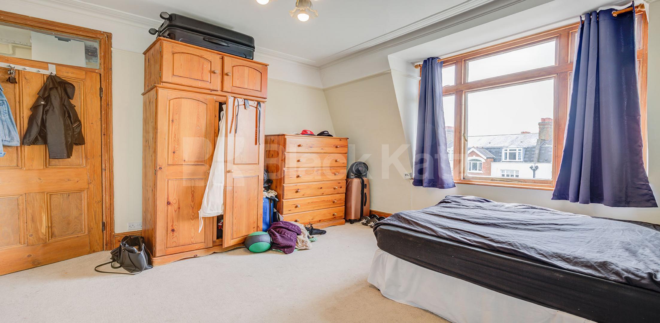 Fantastic two bed set within a private mansion block in Maida Vale  Widley Road, MAIDA VALE